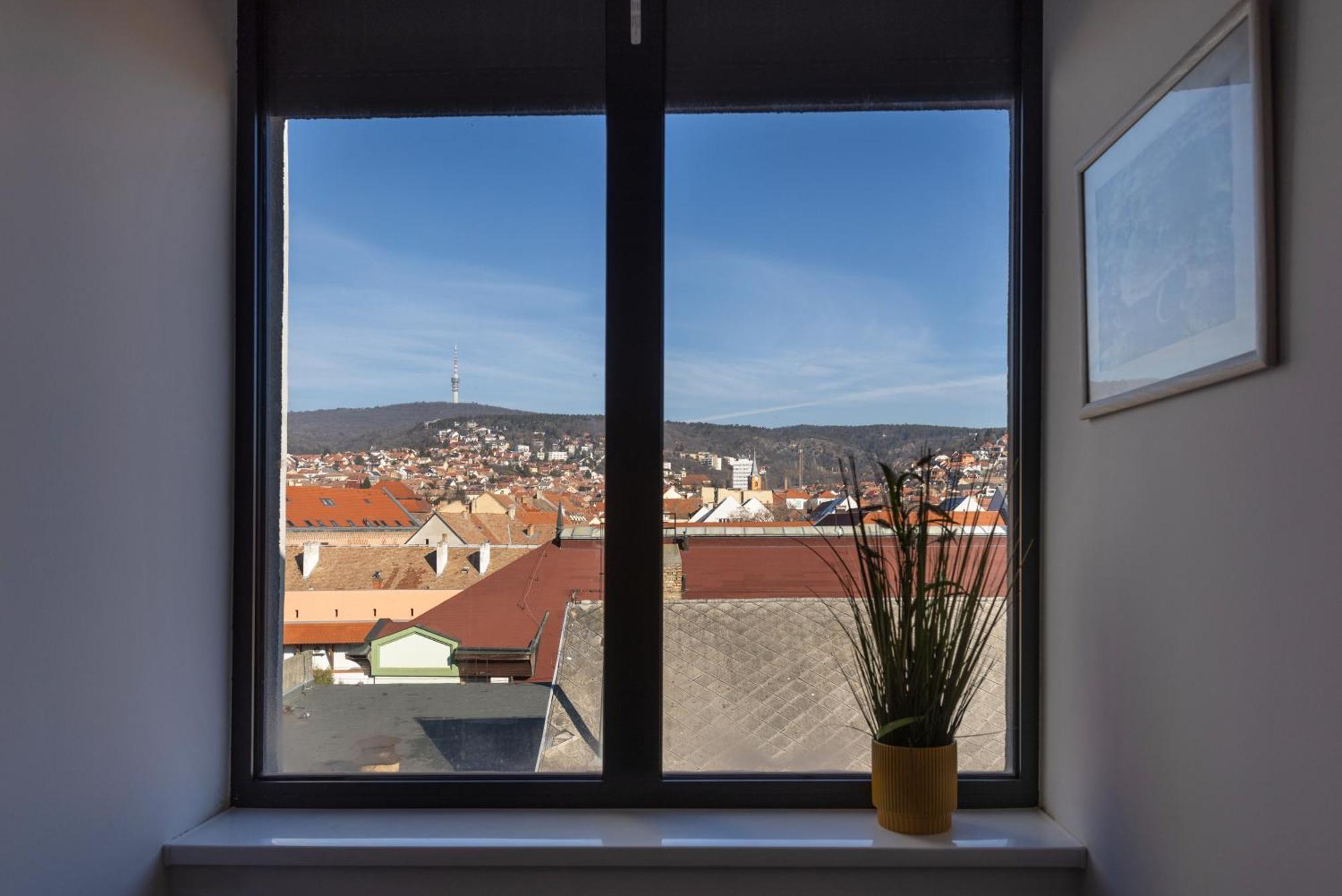 R73 Residences Pécs Eksteriør bilde